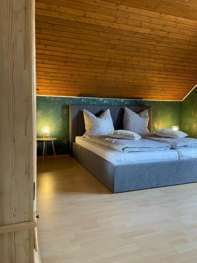 Ferienhaus Mone 몬샤우 외부 사진